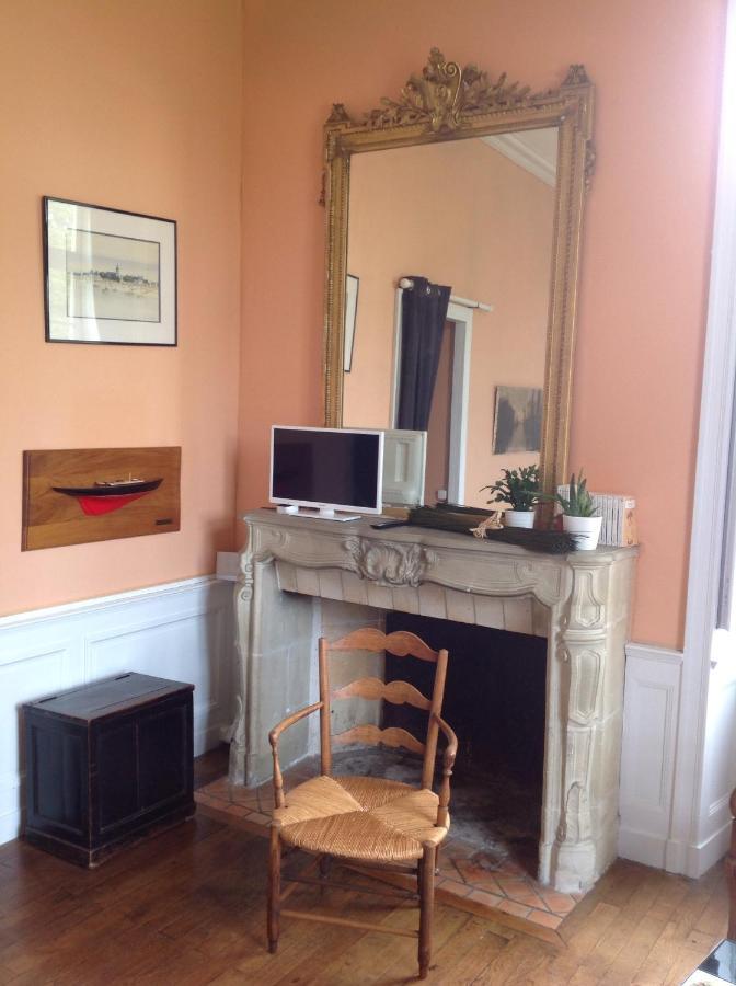 Le Plessis Bed and Breakfast Orvault Buitenkant foto